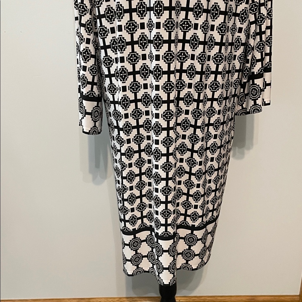 Ruby Rd. Elegant Black And White Geometric Dress - image 5